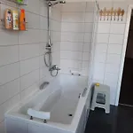 Apartment Geschaefts Und *