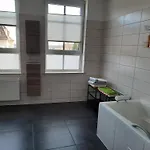 Apartment Geschaefts Und *