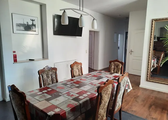 公寓 Geschaefts Und *