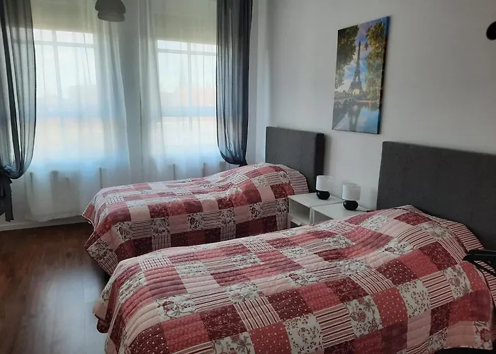 Geschaefts Und 公寓